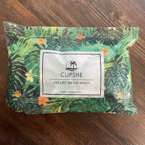 NWT CupShe one piece swimsuit - Picture 3 of 6